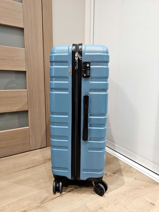 Duża walizka z polikarbonu marki Wittchen