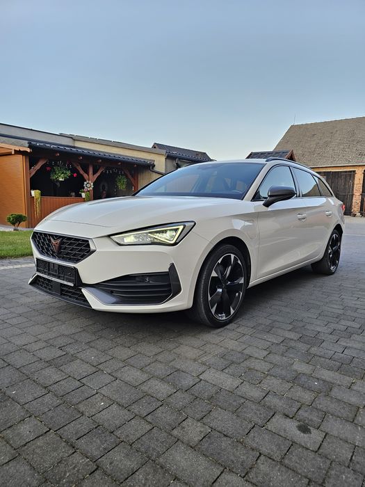Cupra Leon Sportstourer 2022 1.4 e-Hybrid Lekko Uszkodzony Okazja !!!