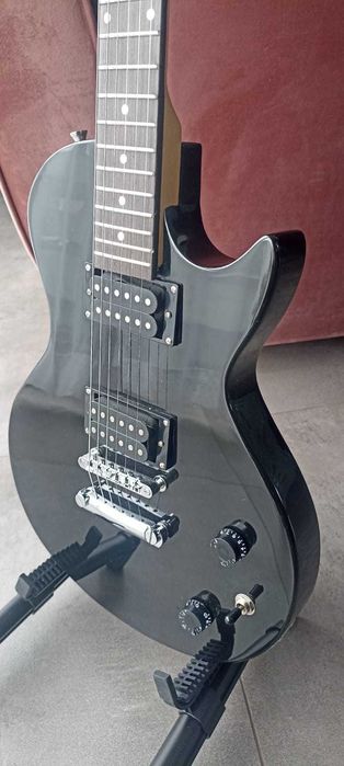 Gitara elektryczna Rocktile L-100 BL w kolorze czarnym