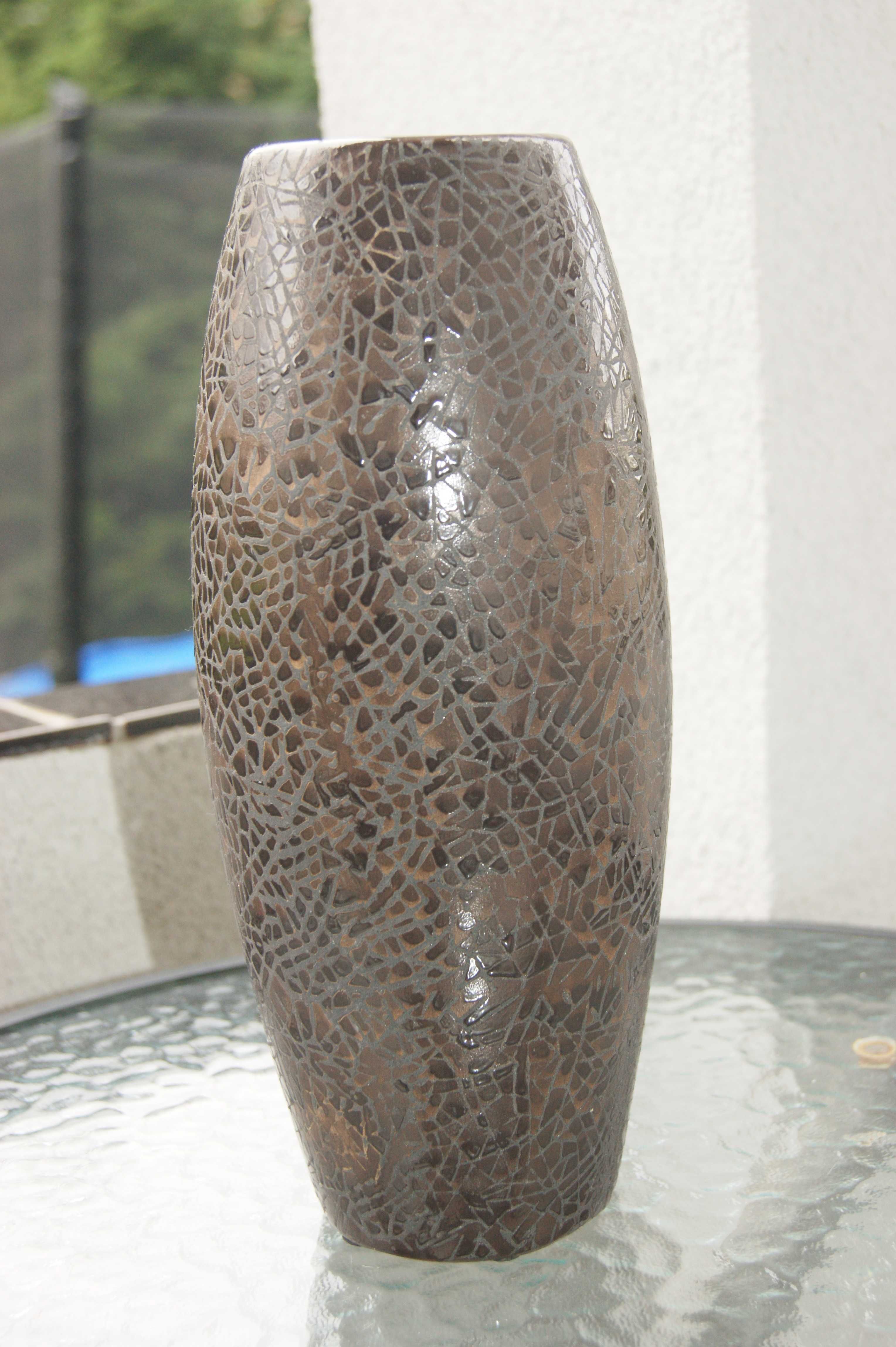 Ceramiczny,ciemnobrązowy ,"fakturowany" wazon-wysokość-28 cm