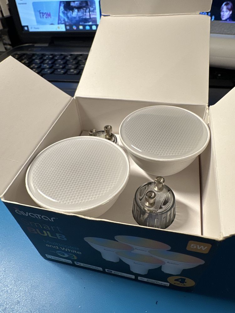 Розумна лампочка Wi-Fi патрон GU-10