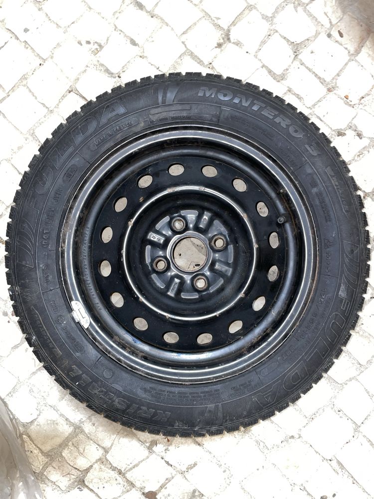 2x Roda (Jante e Pneu) - 175/65 R15