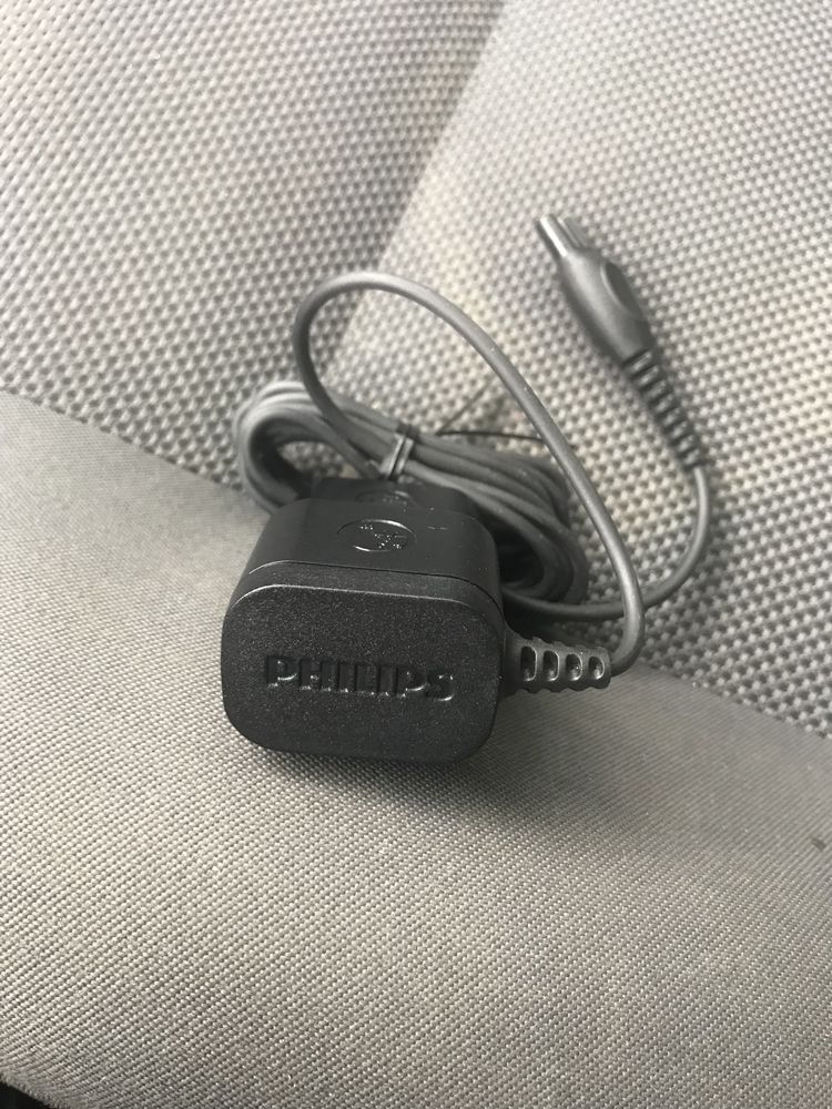 Блок живлення машинки для стрижки Philips