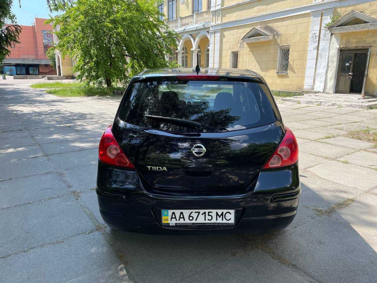 Nissan Tiida 2011 р.