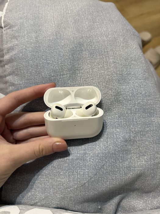 Навушники airpods pro