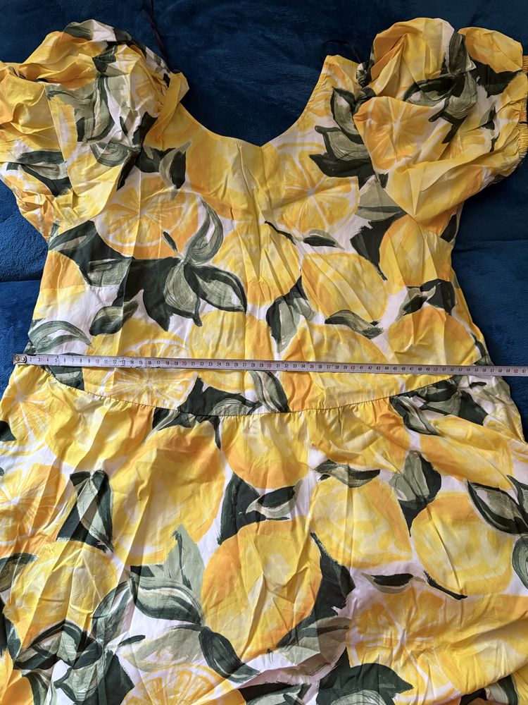 Sukienka w duże żółte cytryny H&M