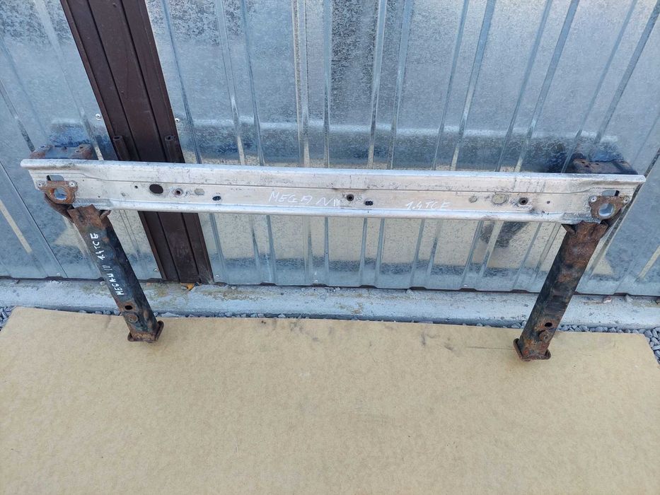 Scenic 3 Megane 3 III Belka pod chłodnice