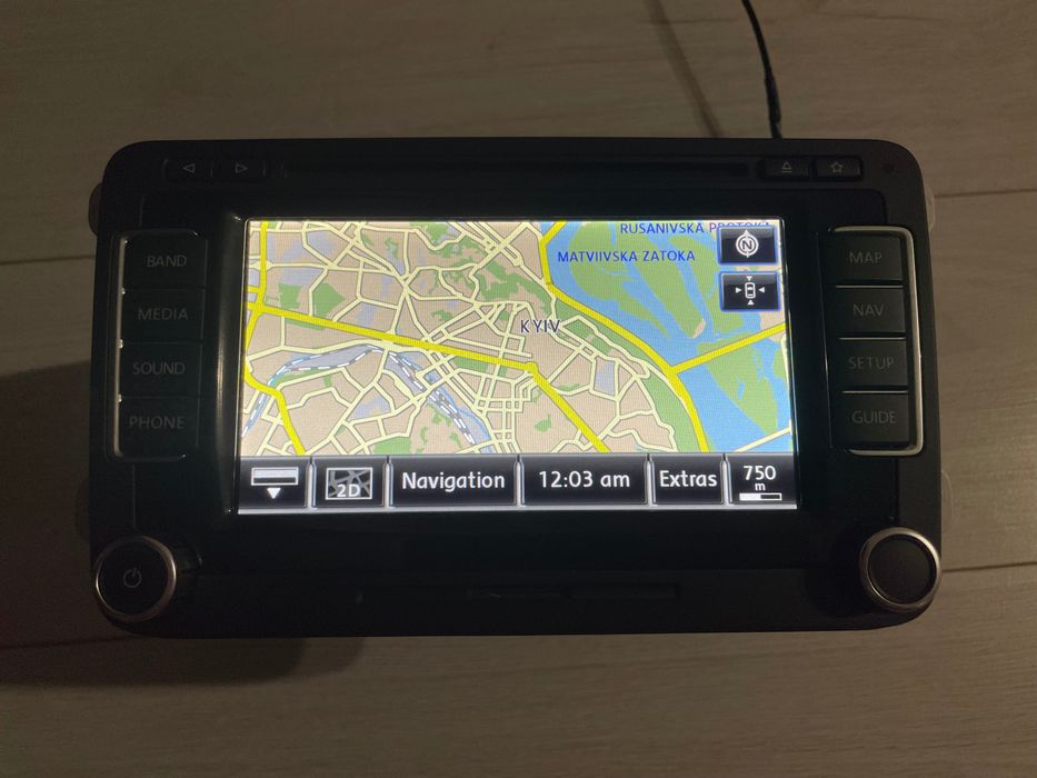 Магнітола VW RNS 510 з кодом Passat B6 B7 CC Golf 6 Jetta Tiguan Caddy