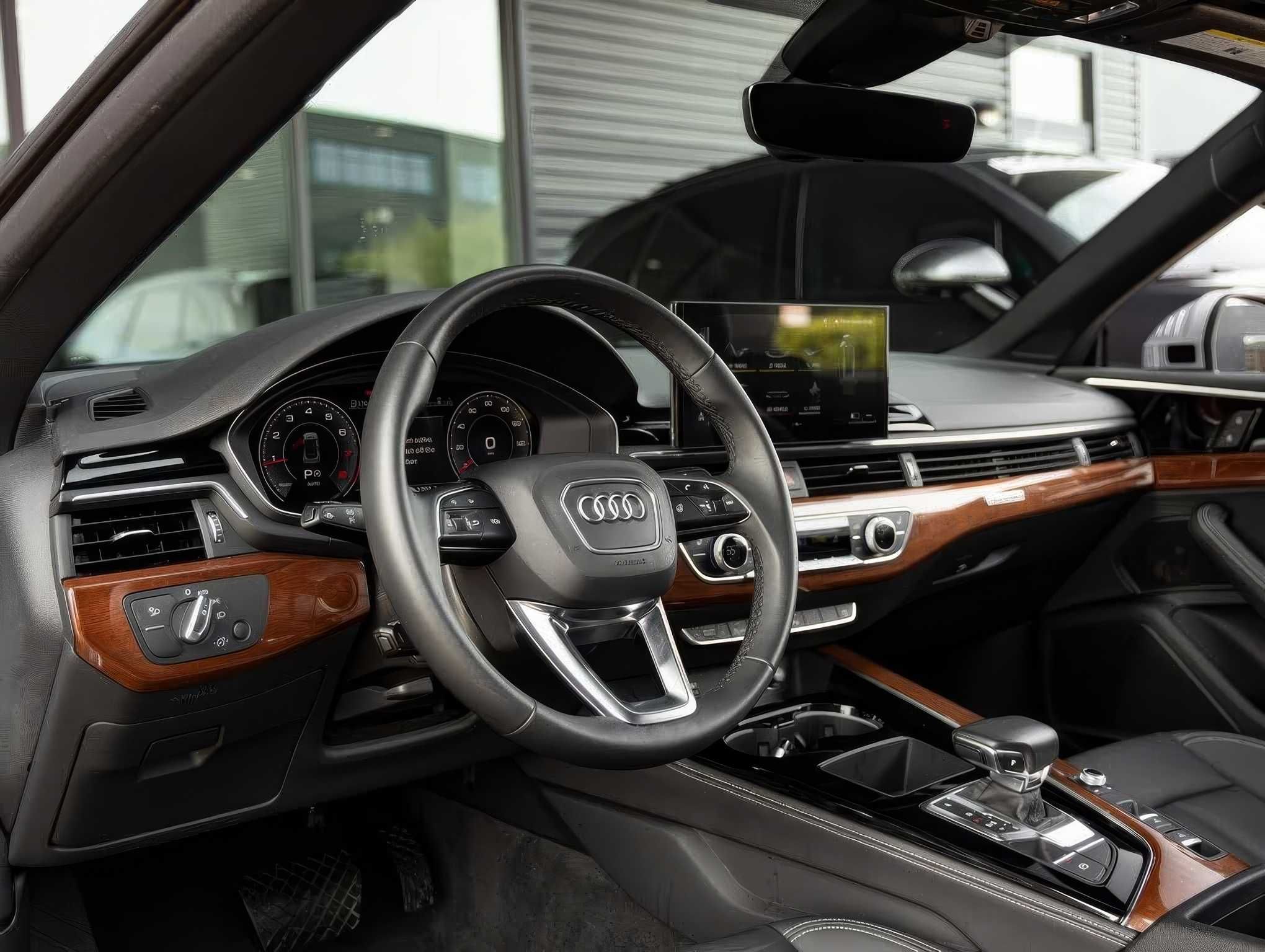 Audi A5     2022