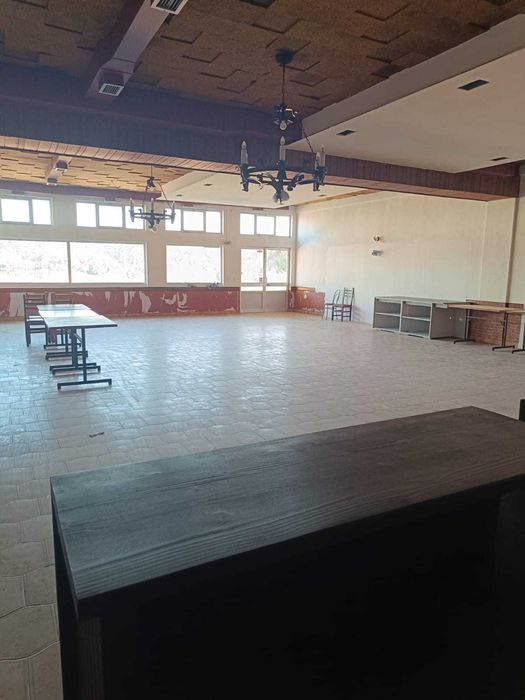 Espaços/restaurantes/lojas Comerciais...