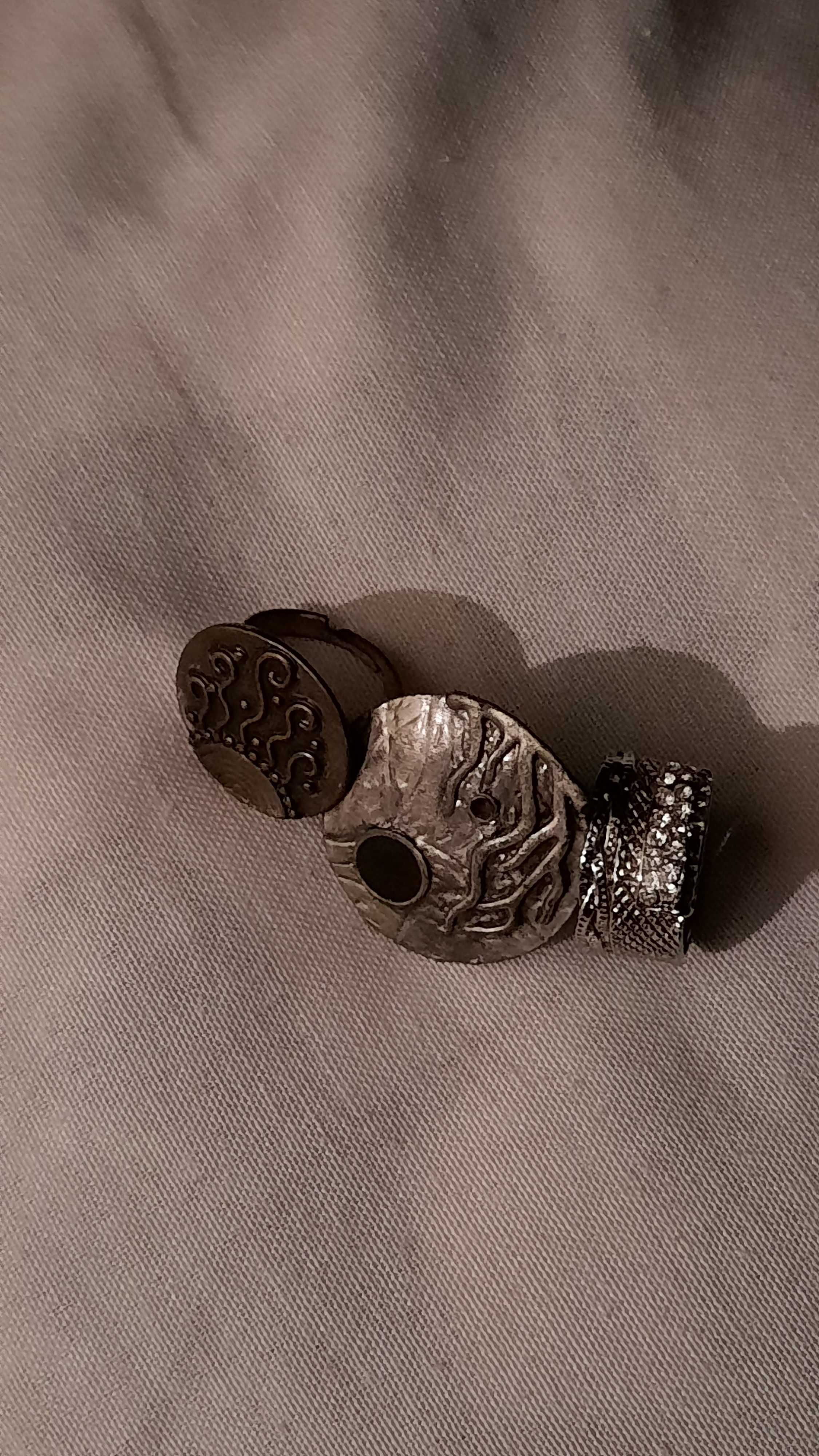 anéis e brincos  cada por 2€ só
