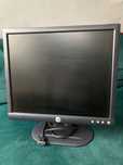 Monitor 19 cali Dell E193FP kwadratowy sprawny regulacja kąta Mateczny