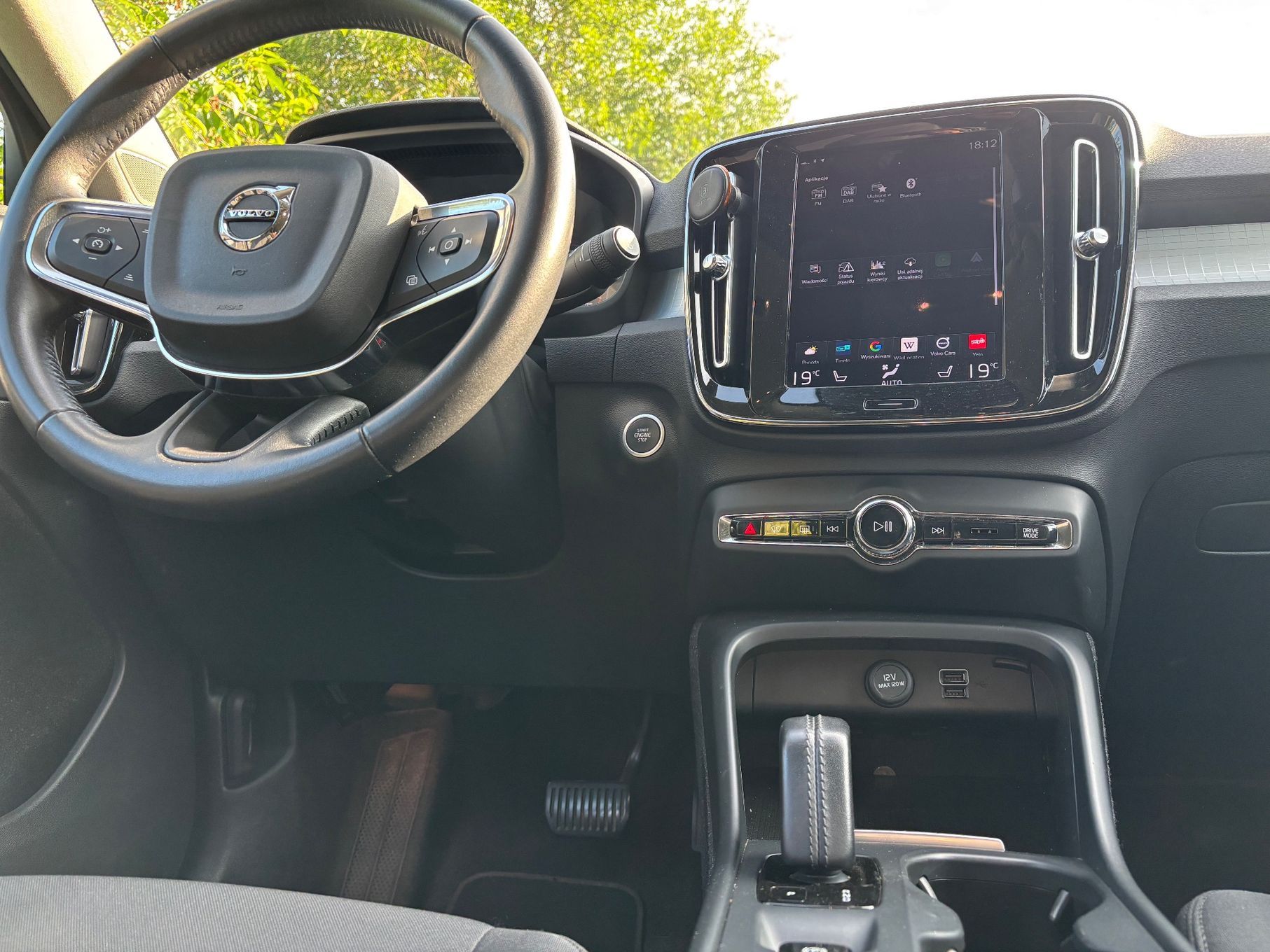 Volvo XC 40 T3 Momentum Pro
