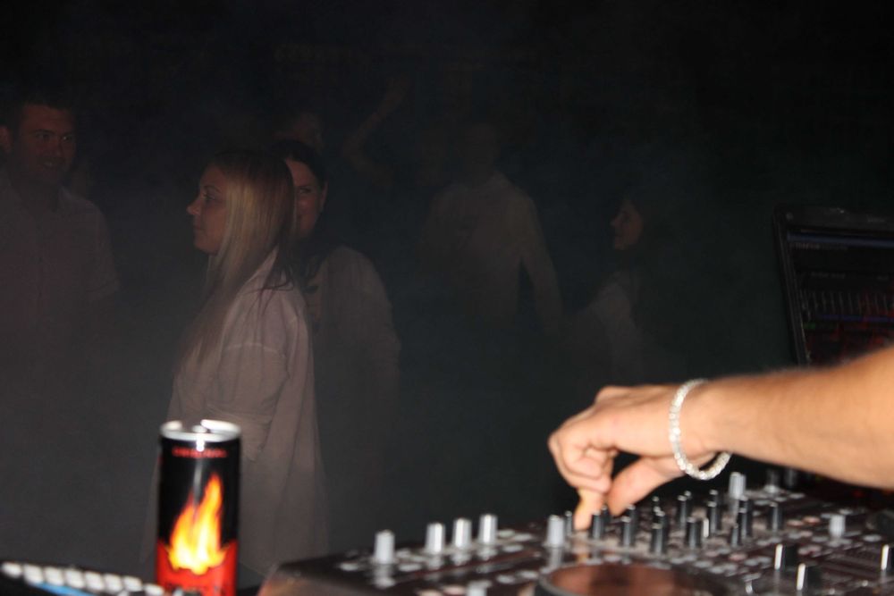 Диджей  Діджей DJ  Черкаси  на  любое  мероприятие  Оренда звука