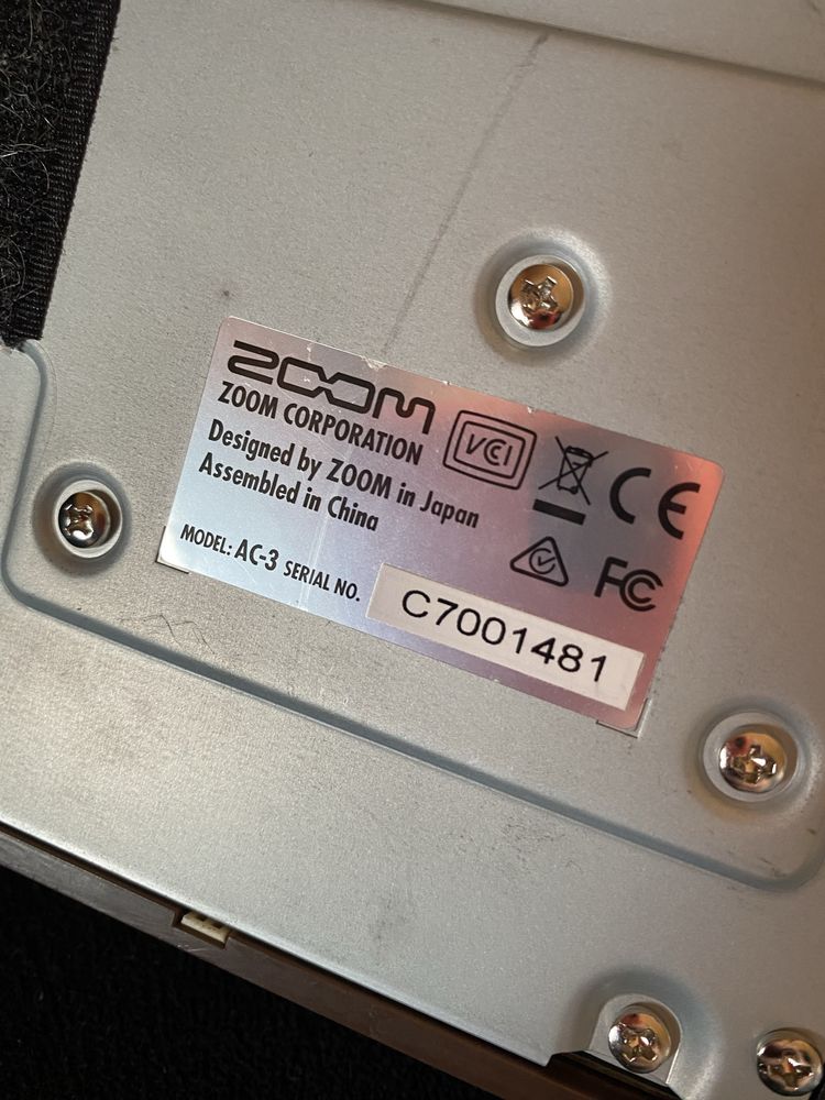 Zoom AC-3 efekt do gitary akustycznej
