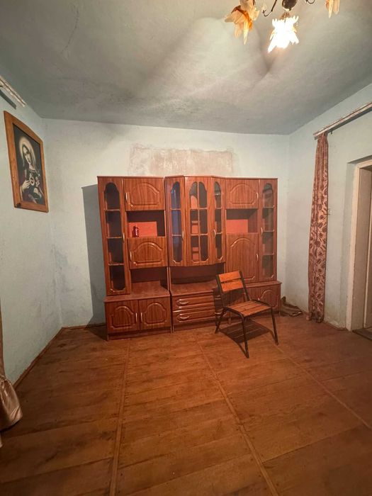 Продається будинок в селі Улашківці.