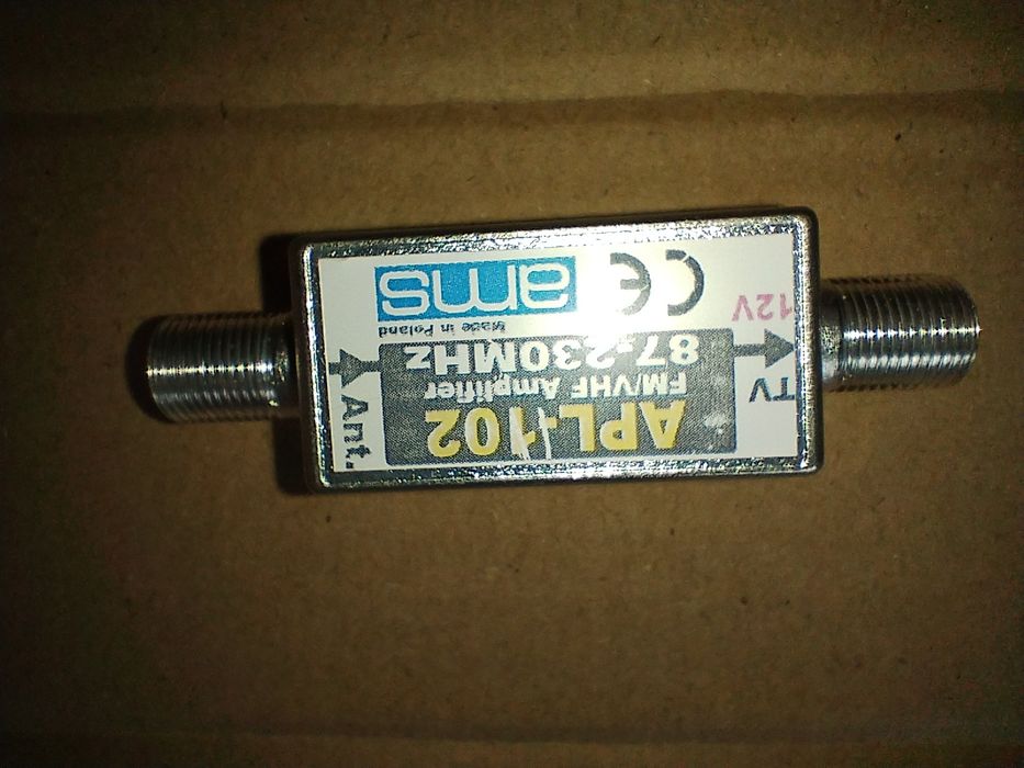 Wzmacniacz antenowy ams kablowy dwupasmowy APL-102