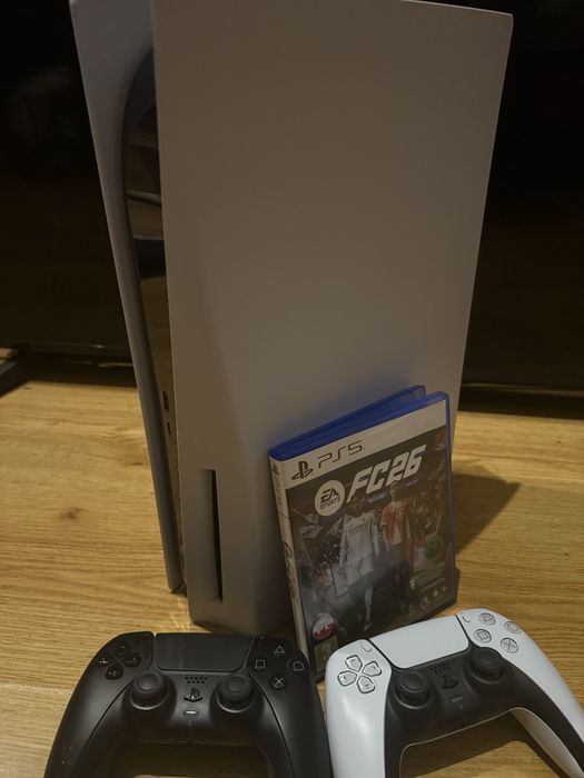 PS5 z napędem, 2 pady + FC 26