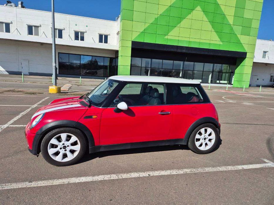 Продається  MINI Cooper Hatch R56