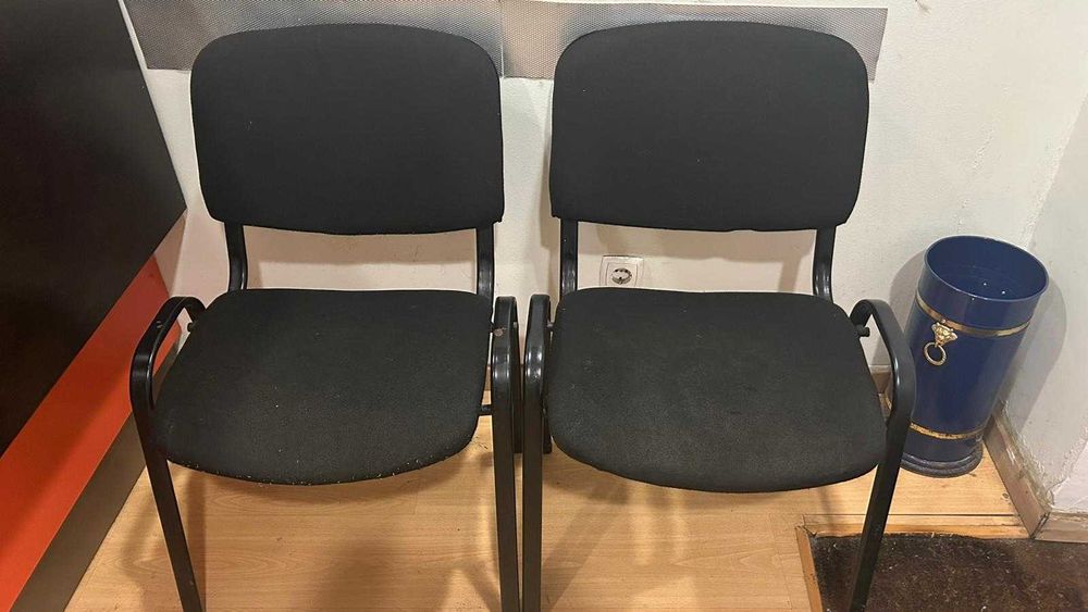 Cadeiras de sala de escritorio