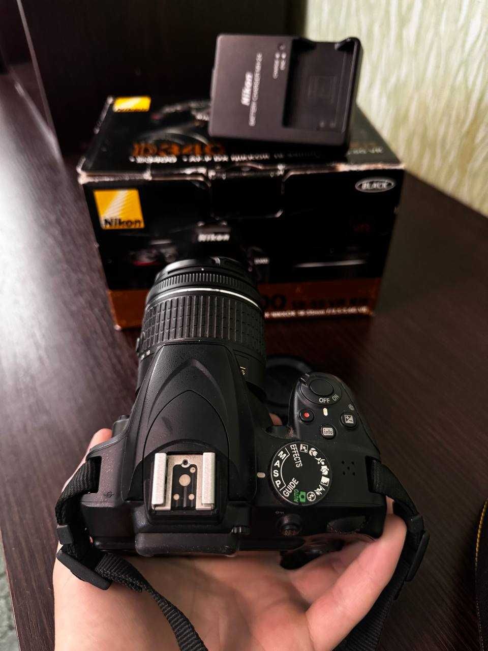 Фотоапарат Nikon D3400 18-55 VR Kit