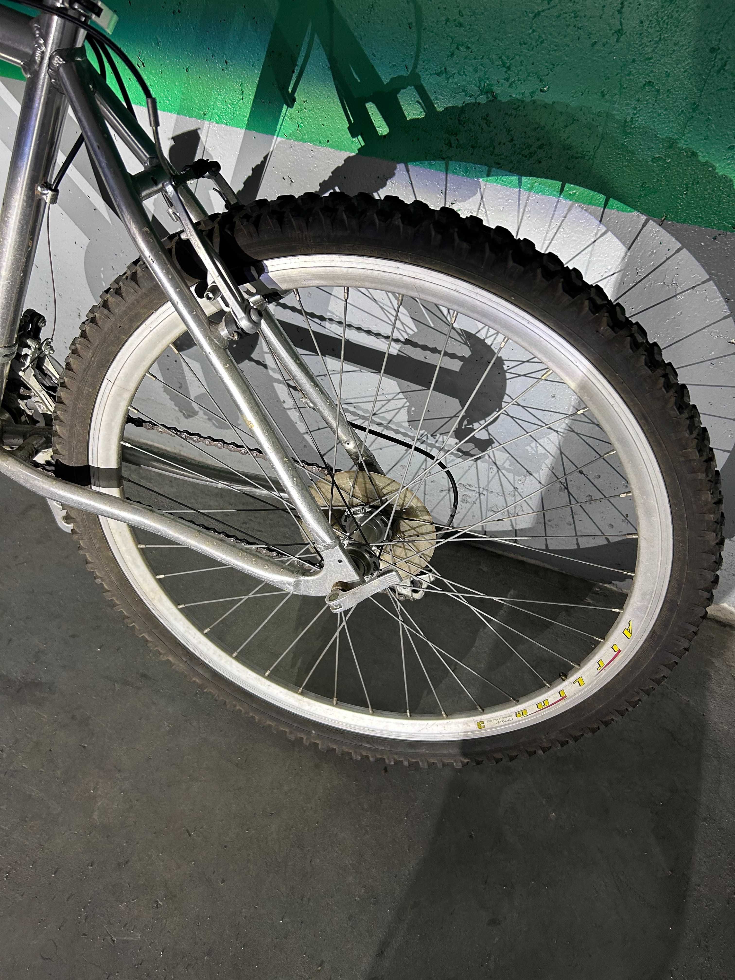 bicicleta IBA quase nova