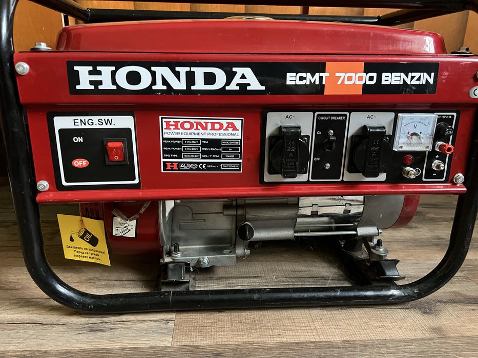 Бензогенератор Хонда
