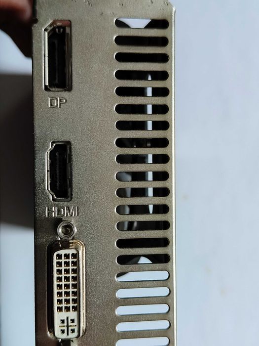 HD6770 512 мегабайт