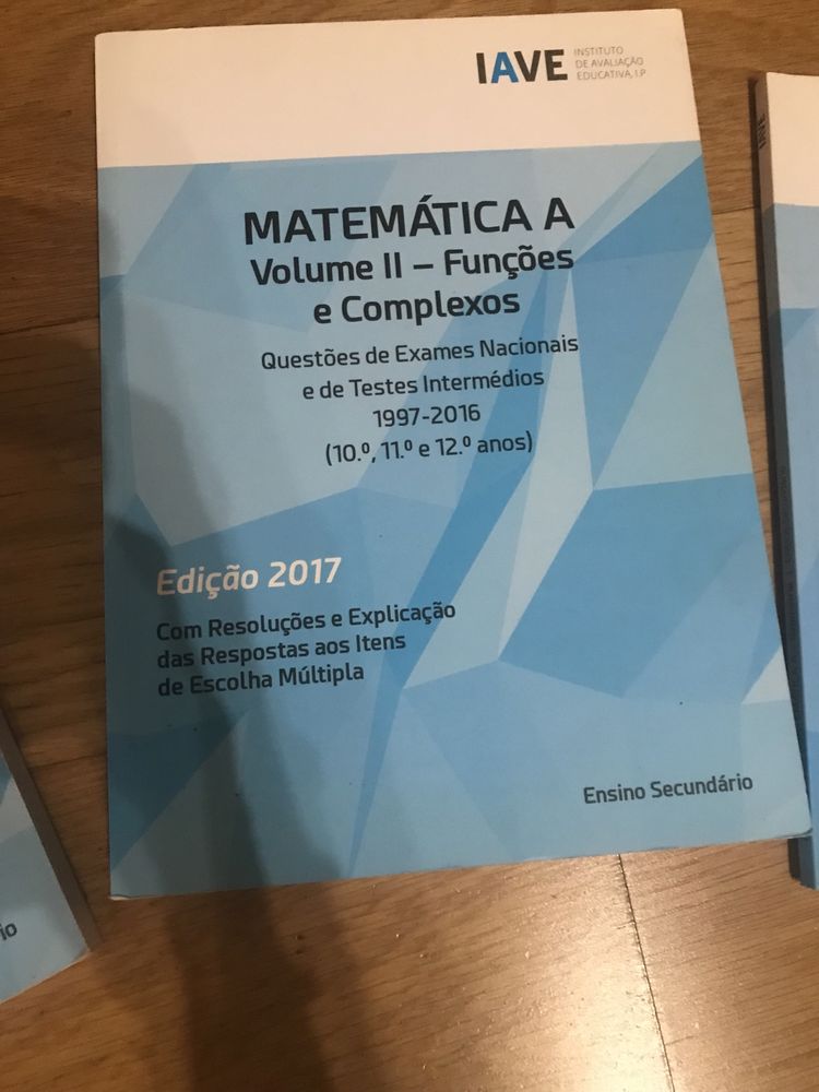 Livros Exercícios IAVE, Matemática A, 10.º 11.º 12.º (3 Volumes)