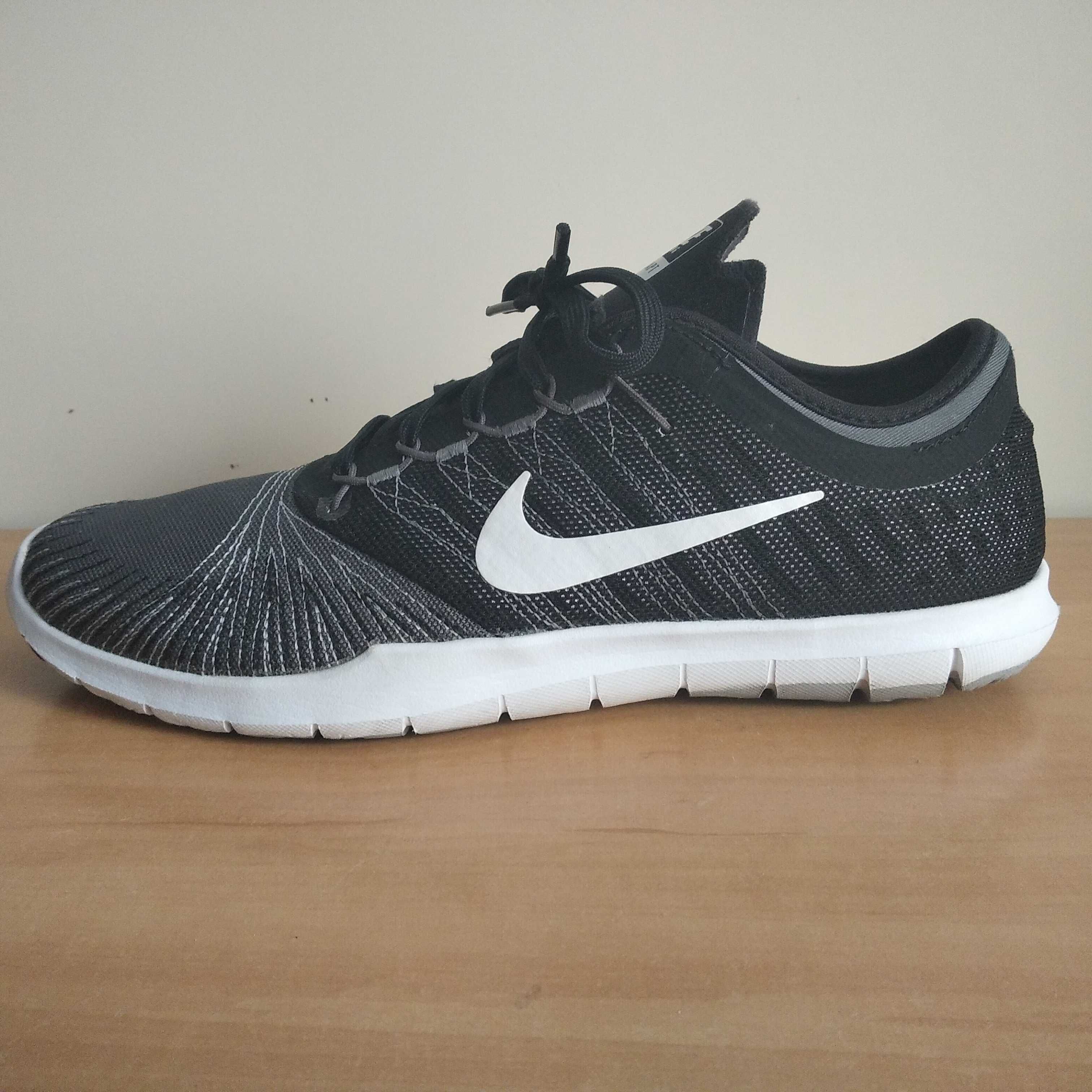 Buty biegowe NIKE Flex Adapt Tr roz.eu-40.5