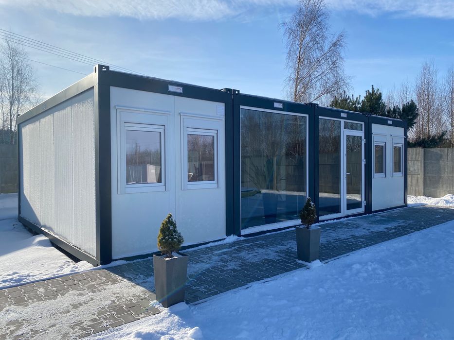 Nowoczesny pawilon kontenerowy z kuchnią i WC