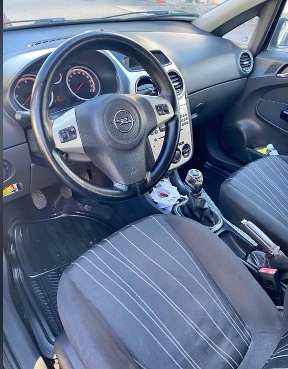 Opel corsa 1.3CDTI