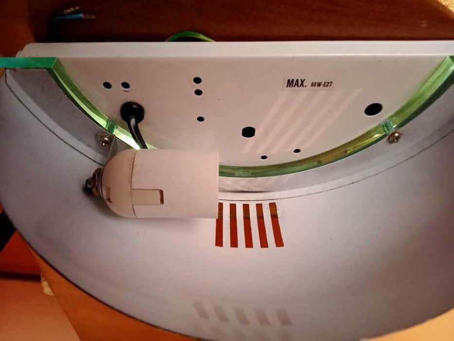 Efektowny kinkiet ścienny - pasujący do ART DECO