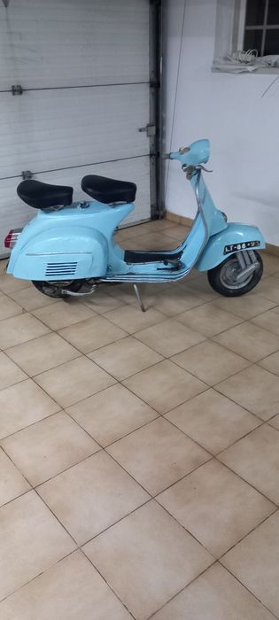 Vespa super 150.
