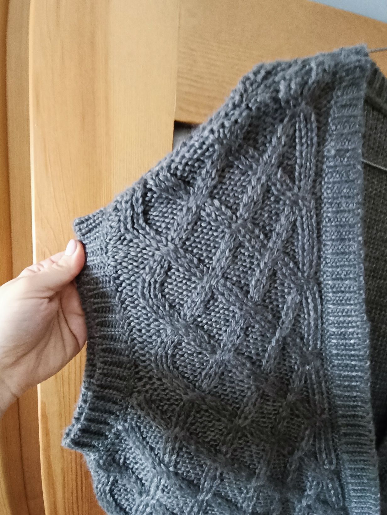Narzutka sweter bolerko oversize