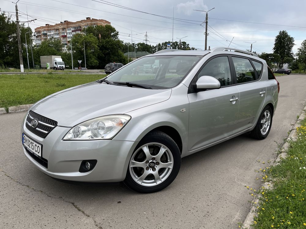 Продам Kia Ceed 2008