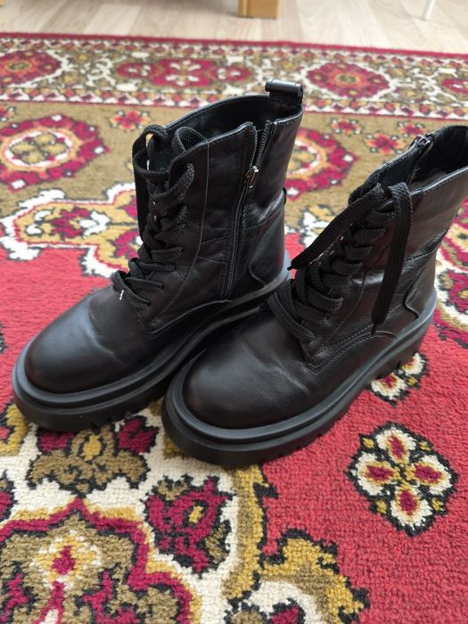 Жіноче взуття зимові ботинки