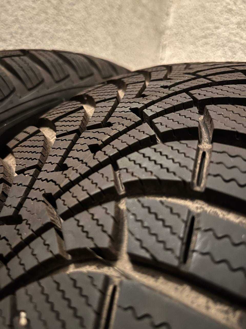 Шини GoodYear Ultra Grip 9+ 205/55 R16 91H