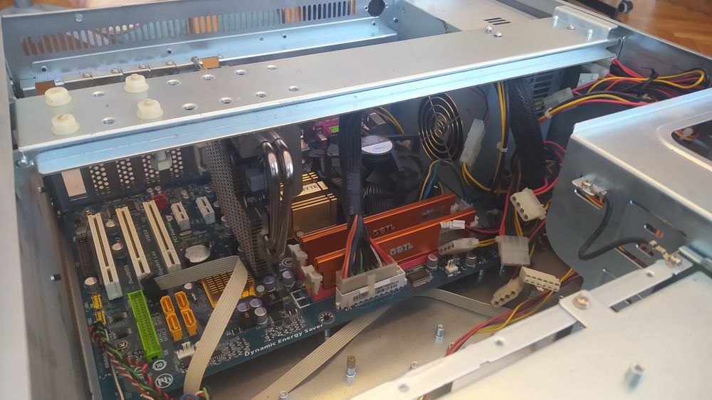 Komputer przemysłowy rack 4U