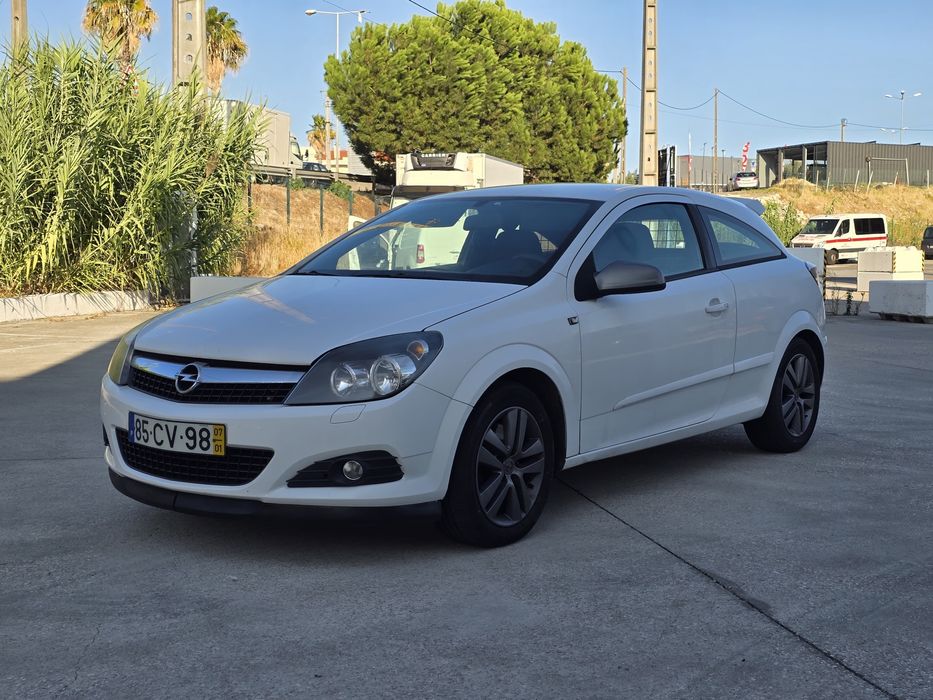 Opel Astra Comercial Sport GTC VAN 1,9 CDTI M6 150 Cv's