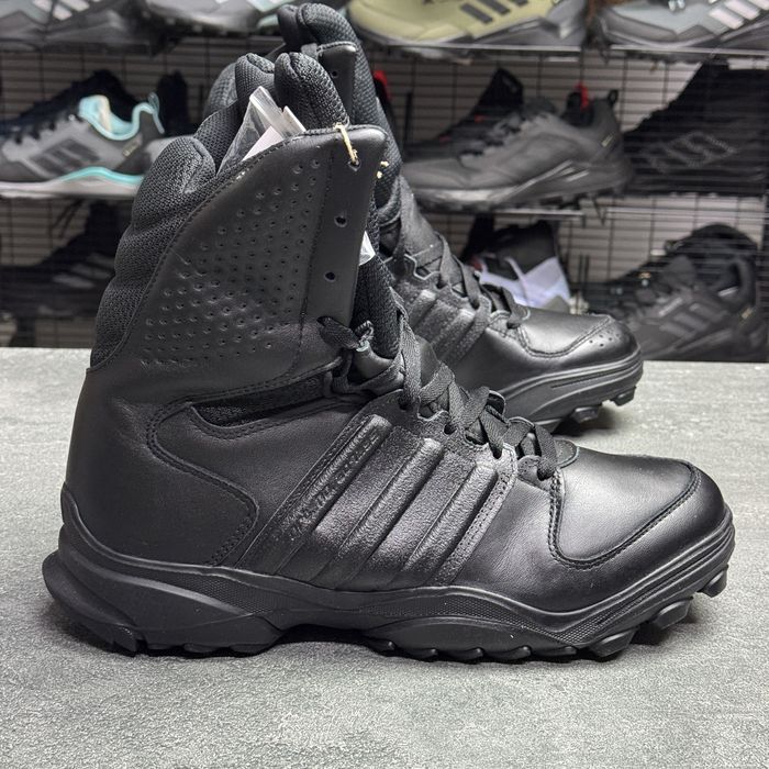 Чорні черевики Adidas 807295 ОРИГІНАЛ 100% 44 р