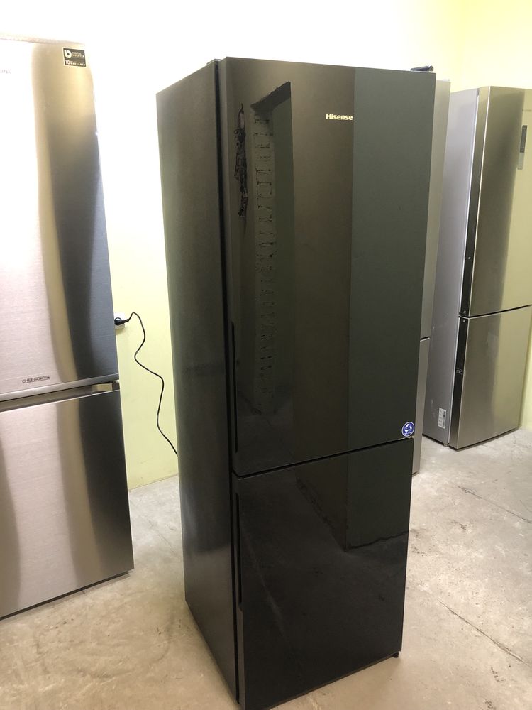 Холодильник Hisense RB440N4GBE