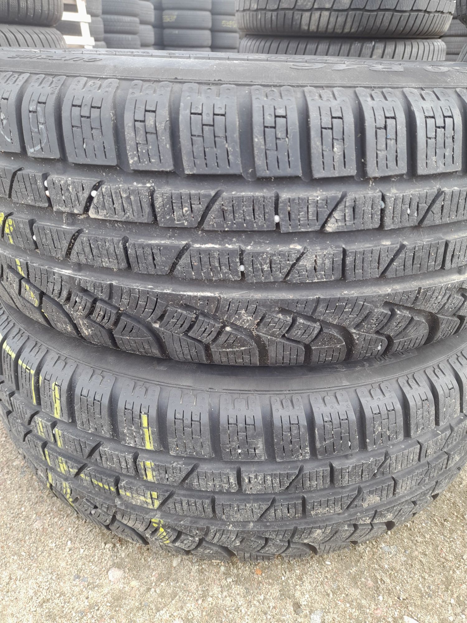 Opony zimowe Pirelli Sottozero  205 60 r16