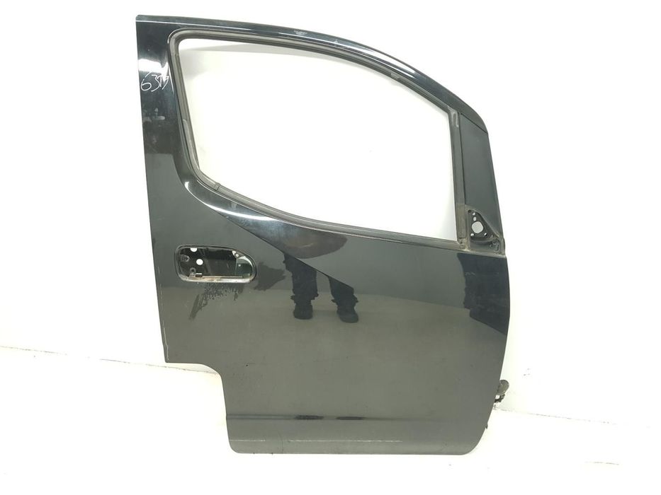 PORTA FRENTE DIREITA NISSAN NV200 EVALIA M20M