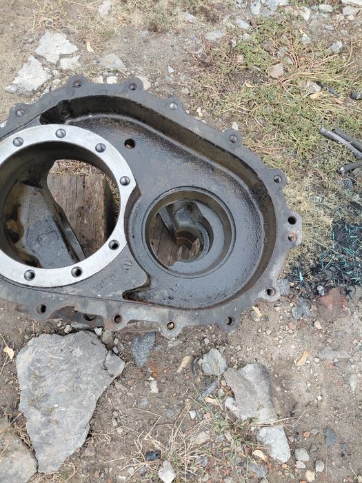 Корпус среднего редуктора камаз 6520