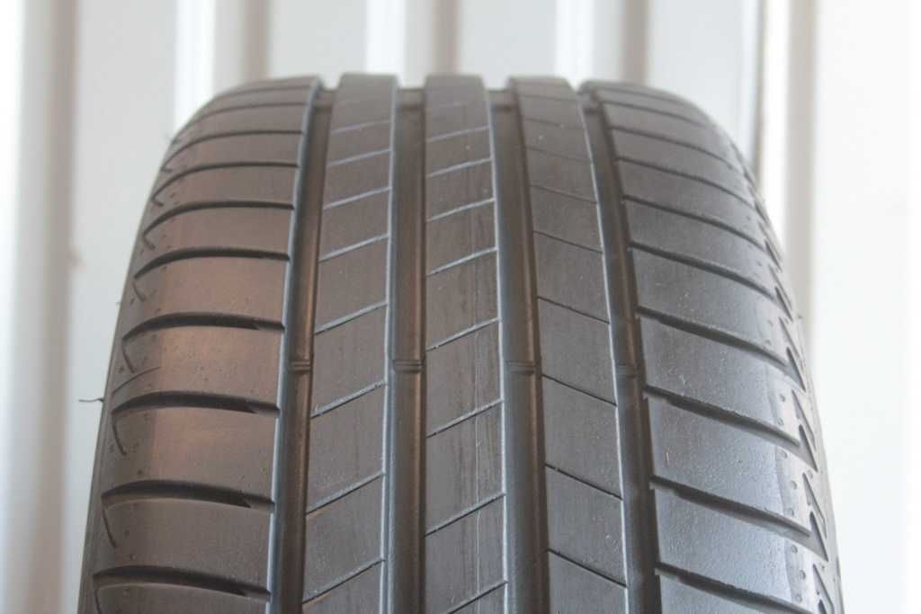 225/45/17 Bridgestone Turanza T005 225/45 R17 7mm 2019r