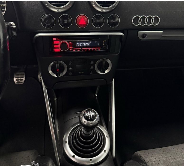 AUDI TT 1.8 TURBO (280cv) [4Lugares]