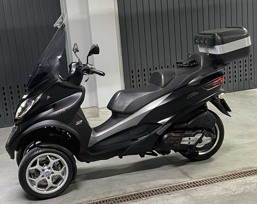 2015 rok Piaggio Mp3 500