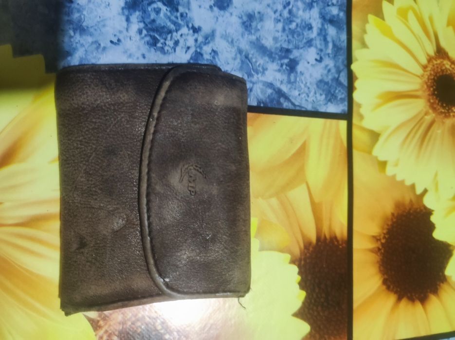 Carteira porta moedas em couro