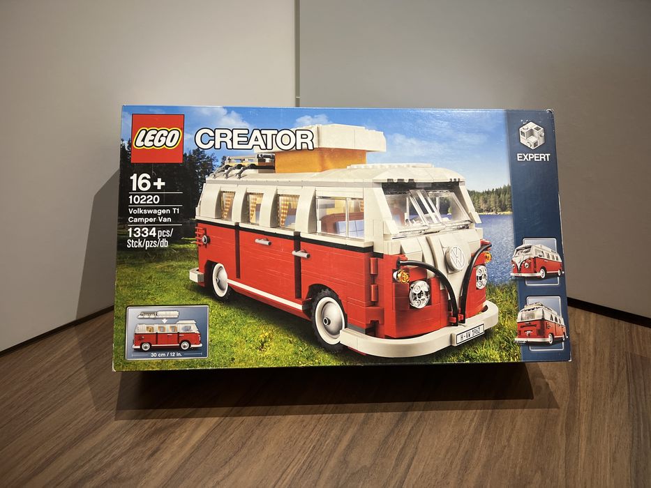 Lego Creator Volkswagen T1 Camper Van 10220